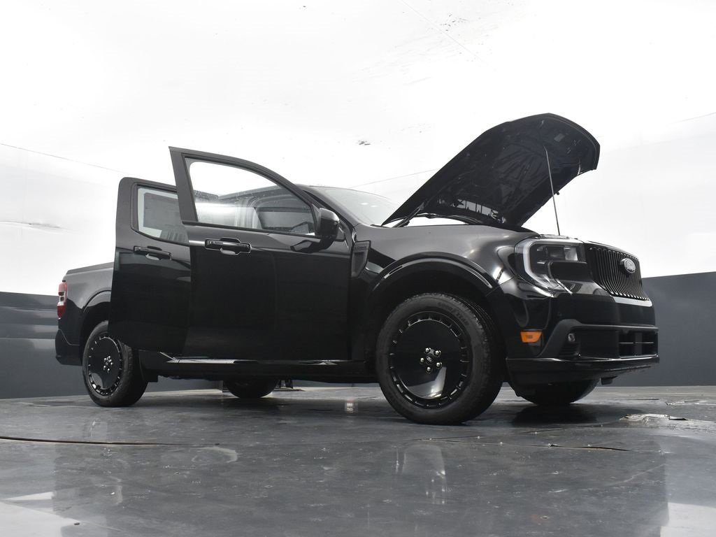 New 2025 Ford Maverick Lobo image 36