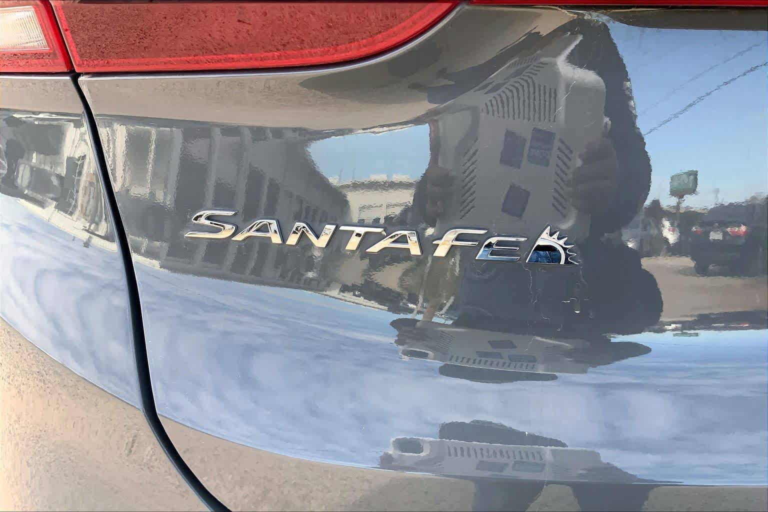 Used 2023 Hyundai Santa Fe SEL FWD image 9