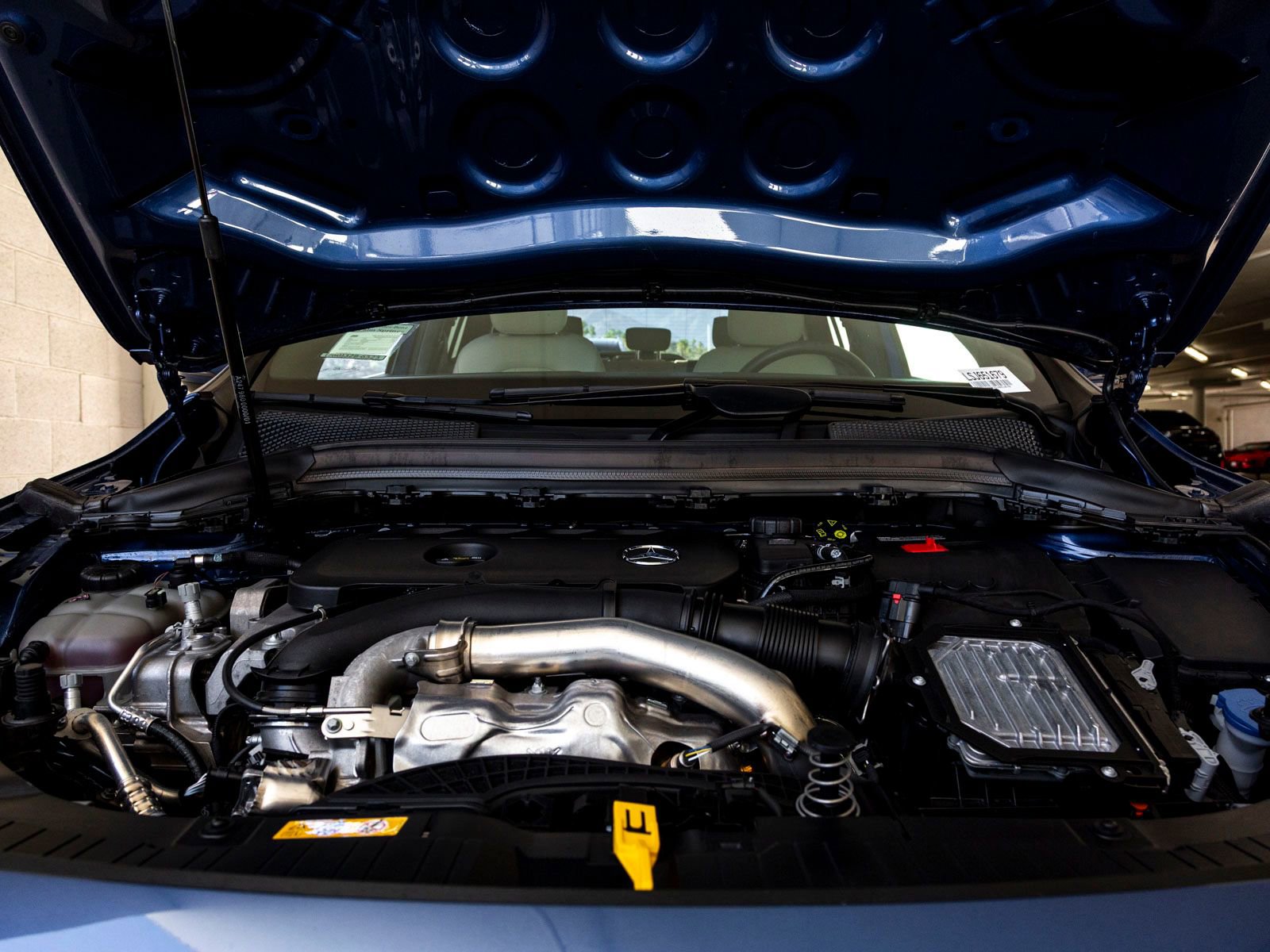 Used 2025 Mercedes-Benz GLA 250 image 32