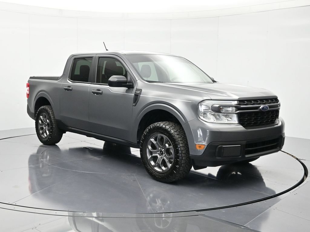 Certified 2023 Ford Maverick XLT image 3