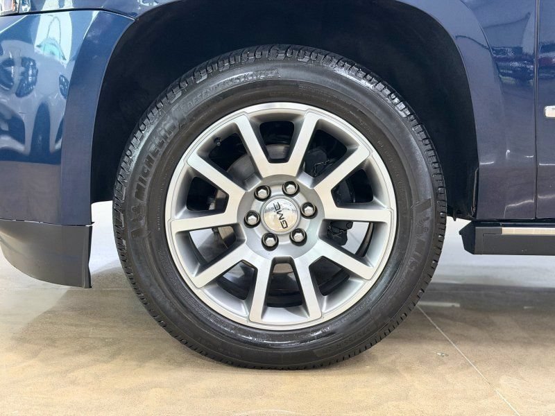 Used 2019 GMC Yukon Denali AWD/4WD image 11