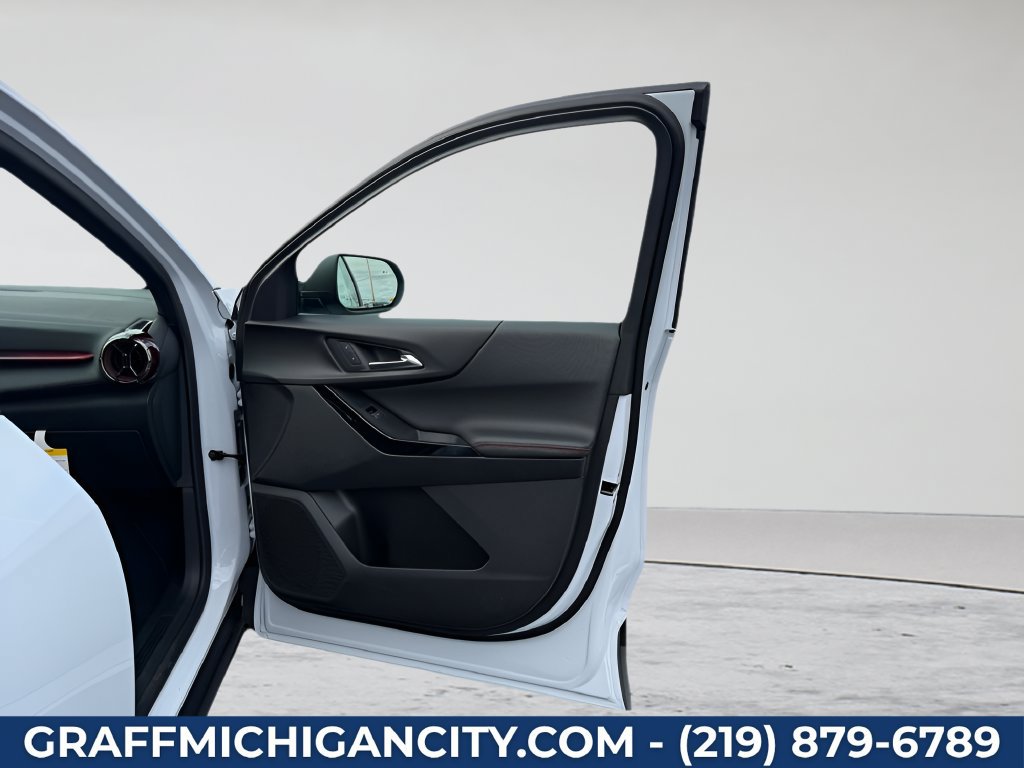 New 2027 Chevrolet Equinox RS AWD/4WD image 32