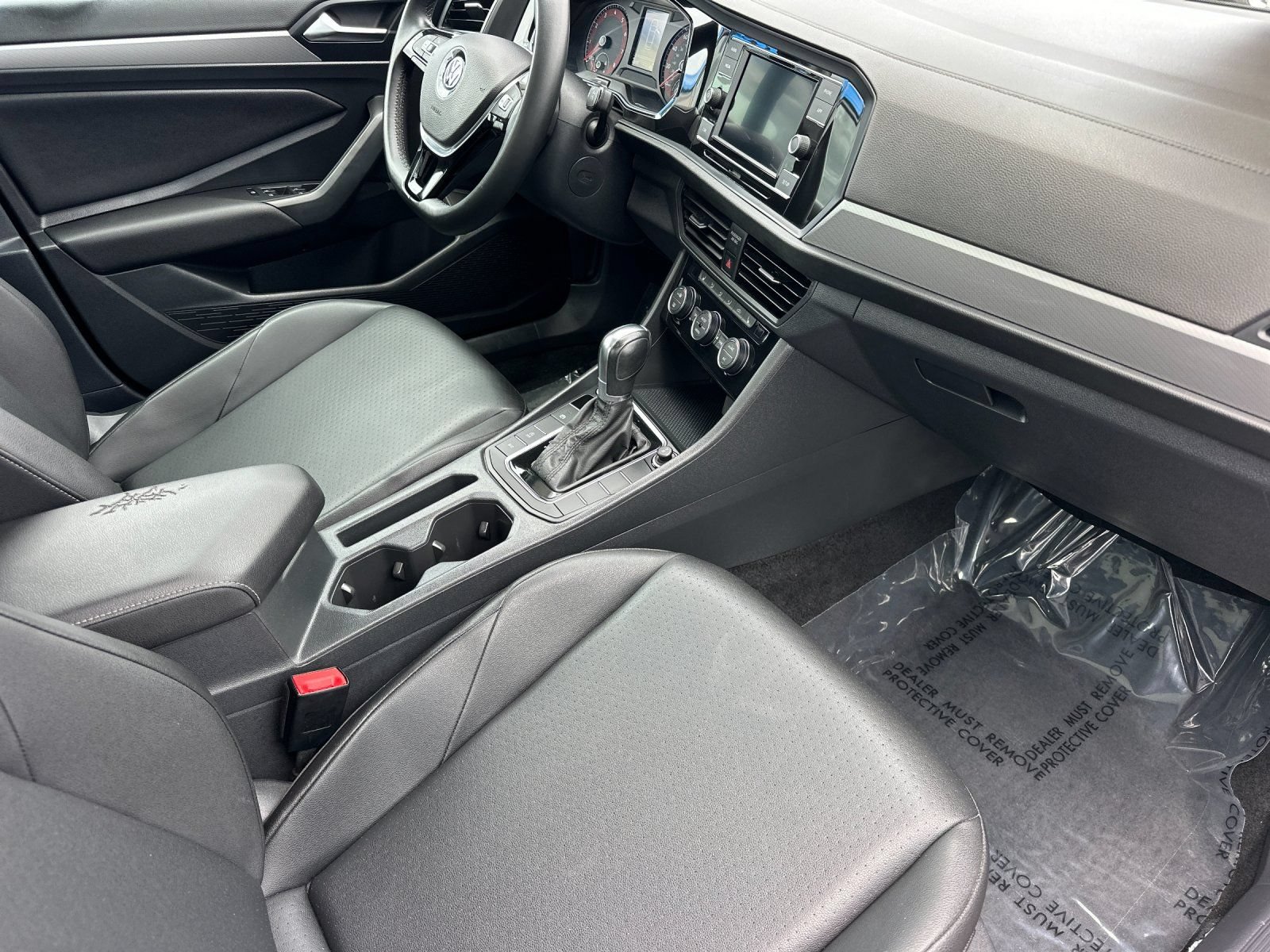 Used 2019 Volkswagen Jetta SE FWD image 14