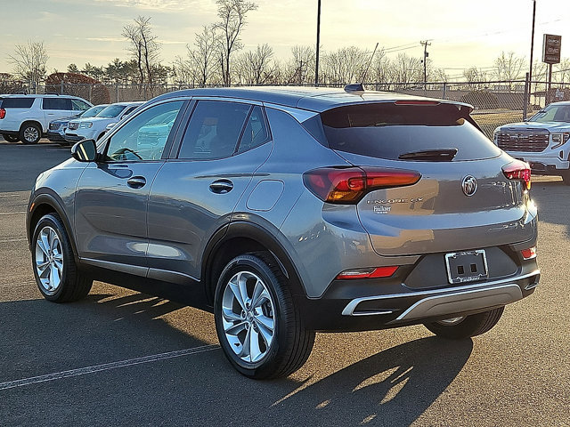 Used 2023 Buick Encore GX Preferred w/ Cold Weather Comfort Package FWD image 4