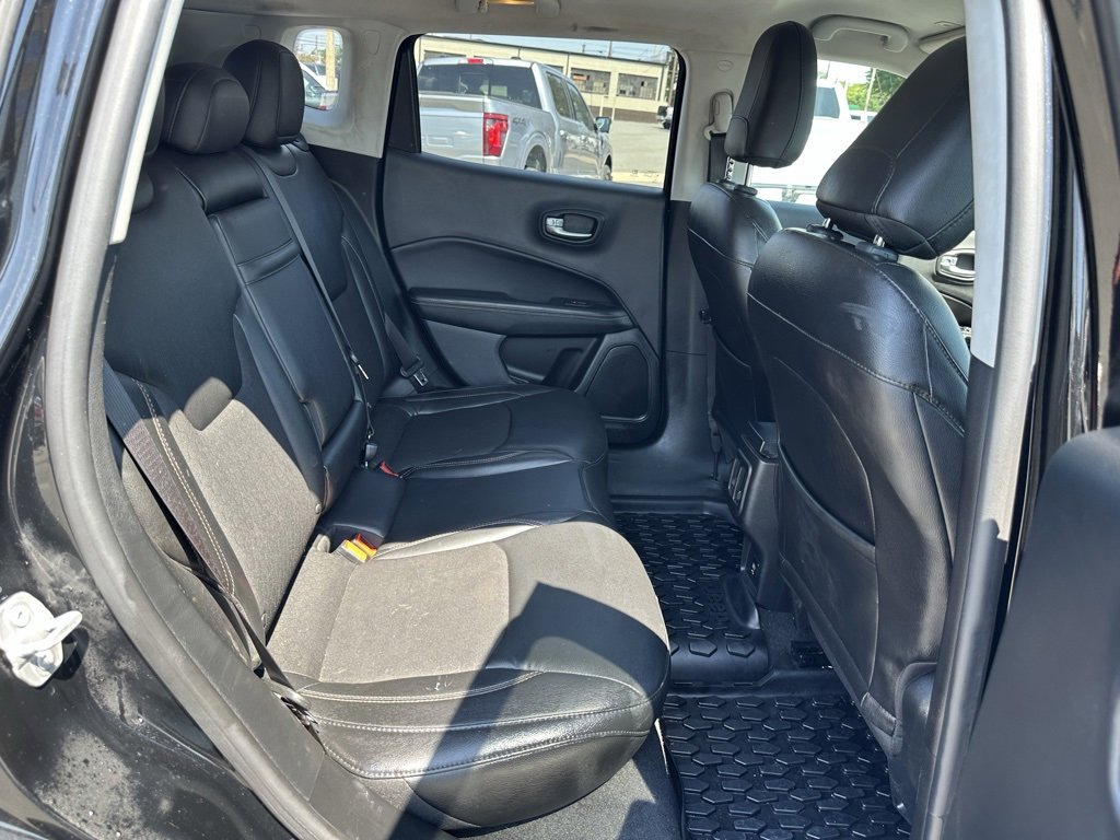 Used 2018 Jeep Compass Latitude image 18