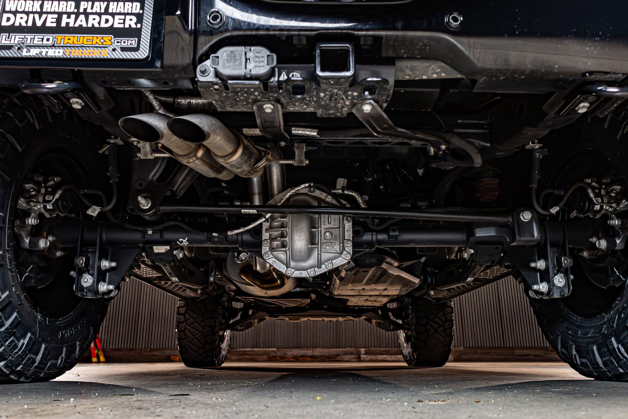 Used 2024 Ford Bronco Raptor w/ Interior Carbon Fiber Pack 6 image 14