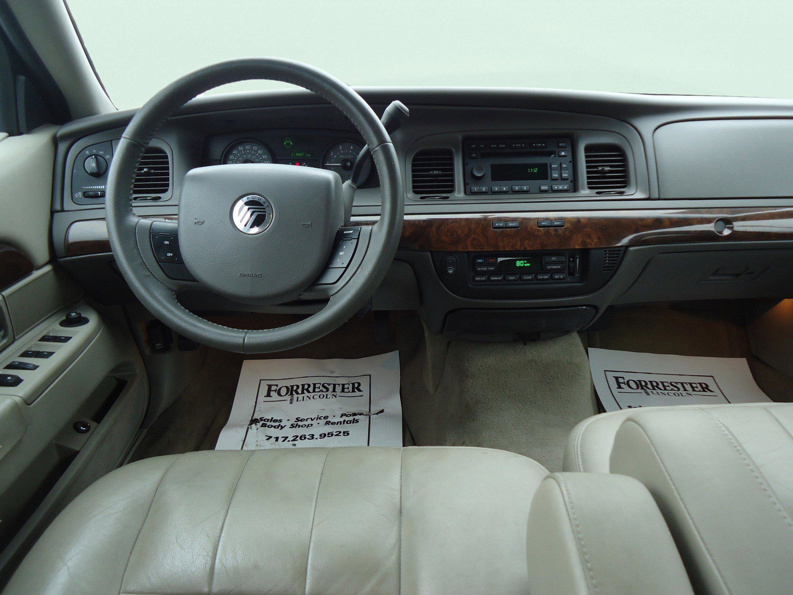 Used 2010 Mercury Grand Marquis LS image 12