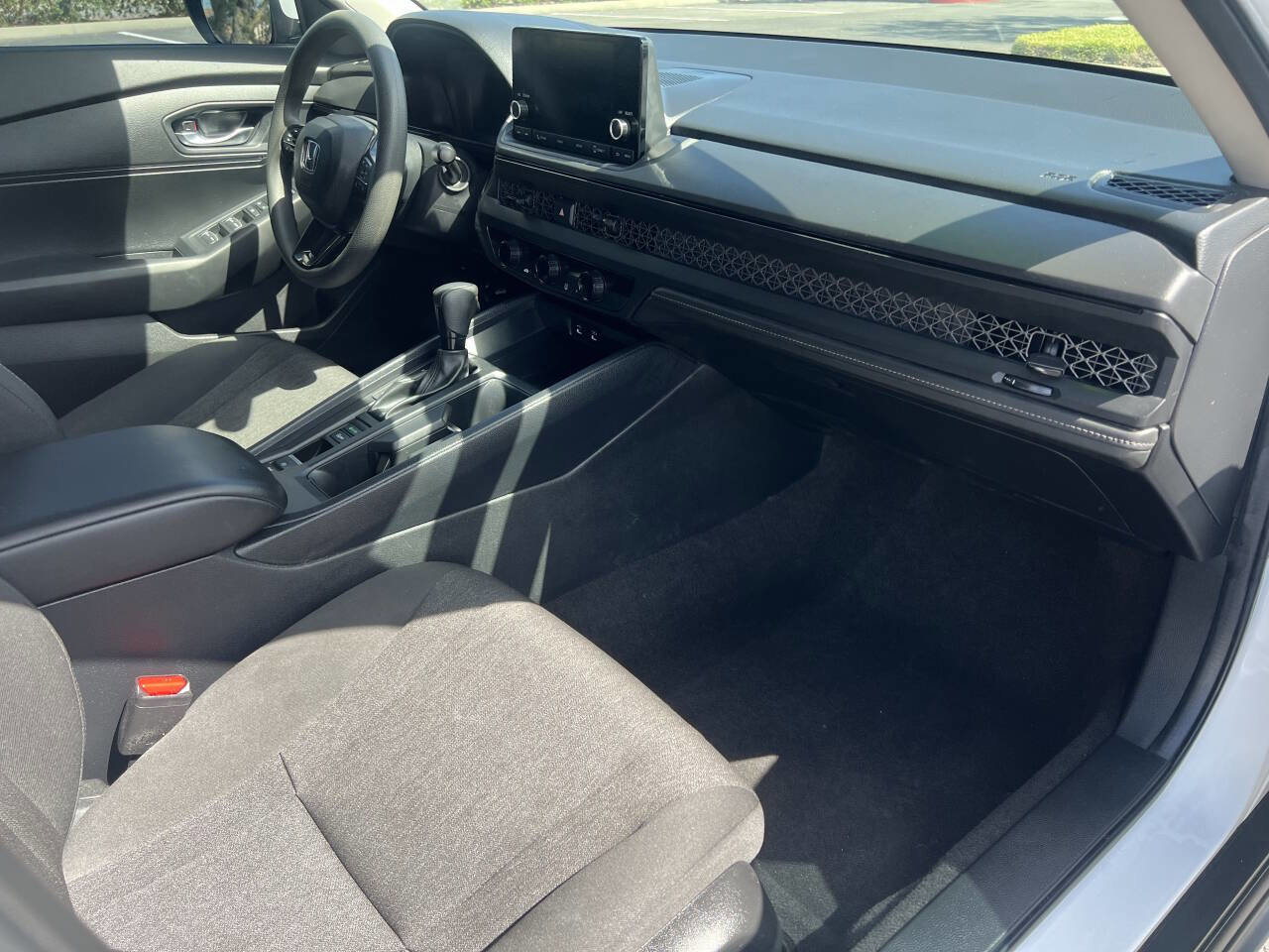 Used 2024 Honda Accord LX image 9