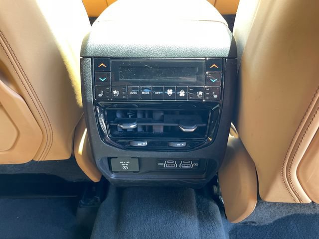 Used 2021 Jeep Grand Cherokee L Summit AWD/4WD image 38