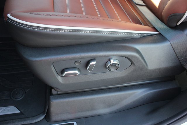 New 2026 GMC Sierra 2500 Denali Ultimate w/ Max Trailering Package image 27