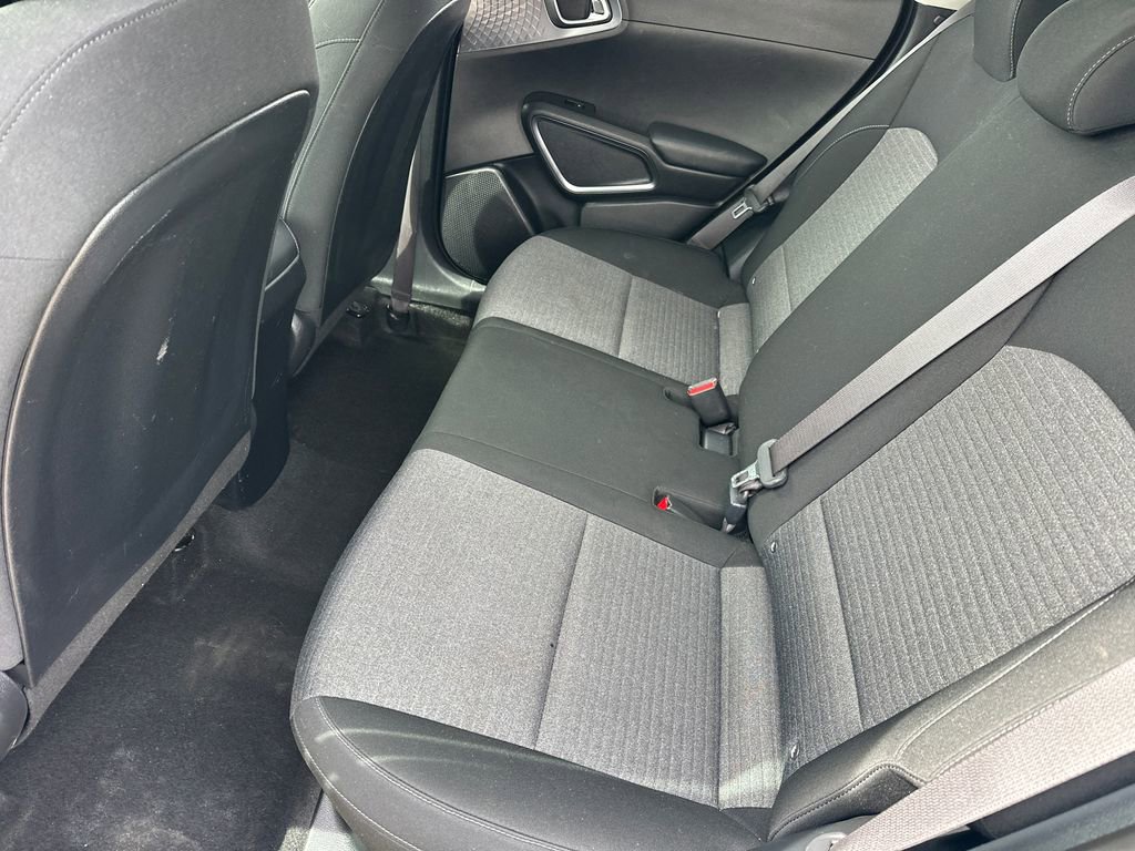 Used 2020 Kia Soul S image 18