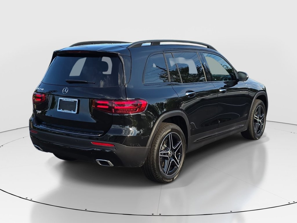 New 2026 Mercedes-Benz GLB 250 image 5