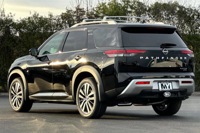 New 2025 Nissan Pathfinder Platinum w/ Cargo Package image 6