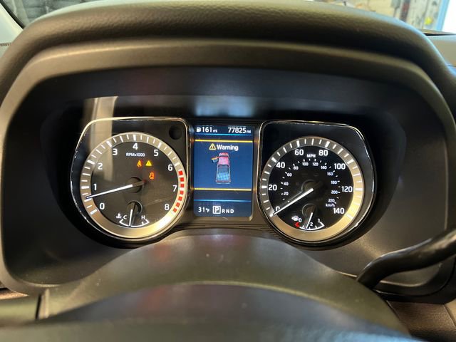 Used 2019 Nissan Titan SV image 22