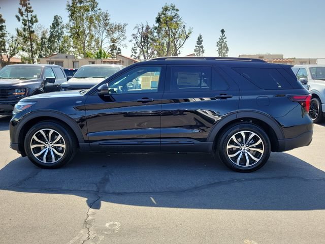 Used 2026 Ford Explorer ST-Line w/ Premium Package RWD image 29