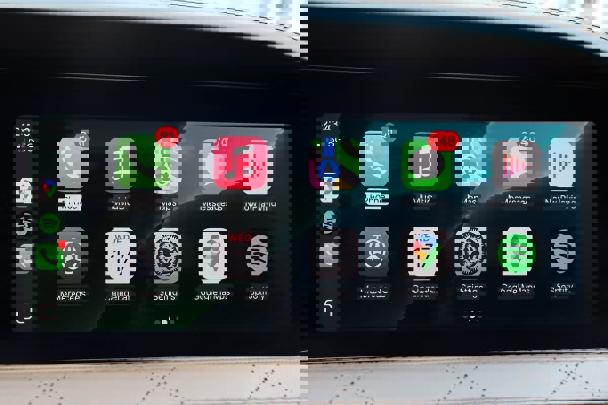 Used 2018 Mercedes-Benz S 560 4MATIC Sedan image 22