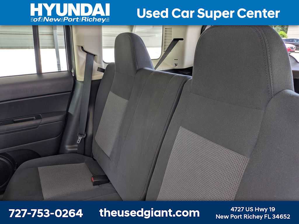 Used 2014 Jeep Patriot Sport w/ Power Value Group FWD image 14