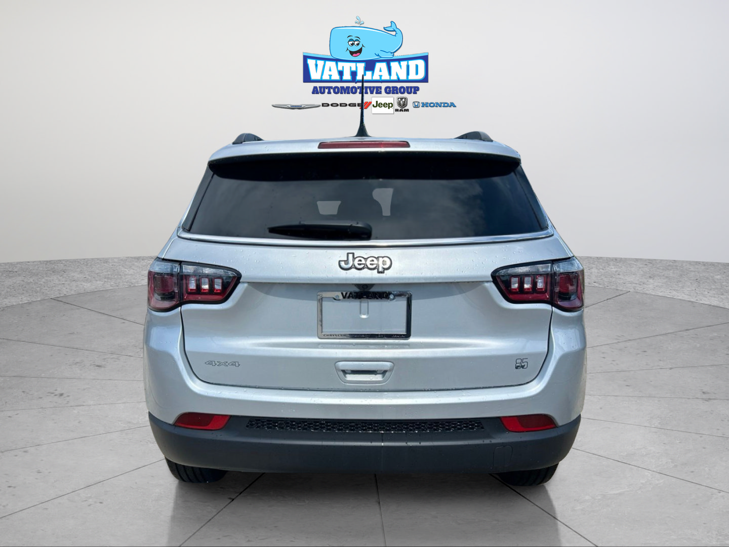 New 2026 Jeep Compass Latitude AWD/4WD image 4