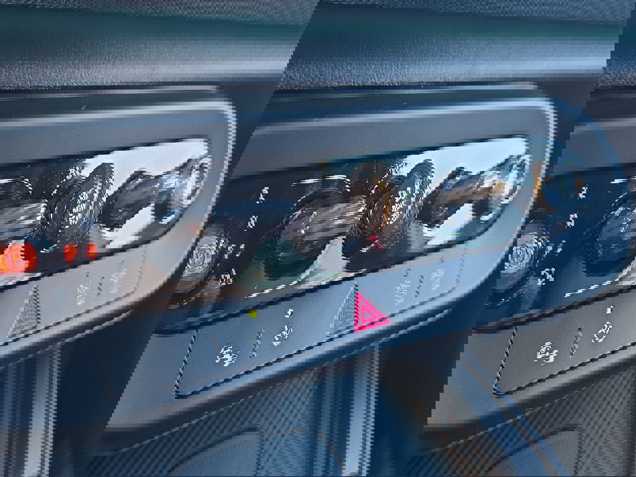 Certified 2025 MINI Cooper Countryman S w/ Comfort Package Max image 23