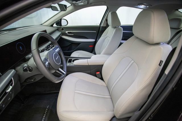 Used 2024 Hyundai Sonata SEL w/ Convenience Package image 18