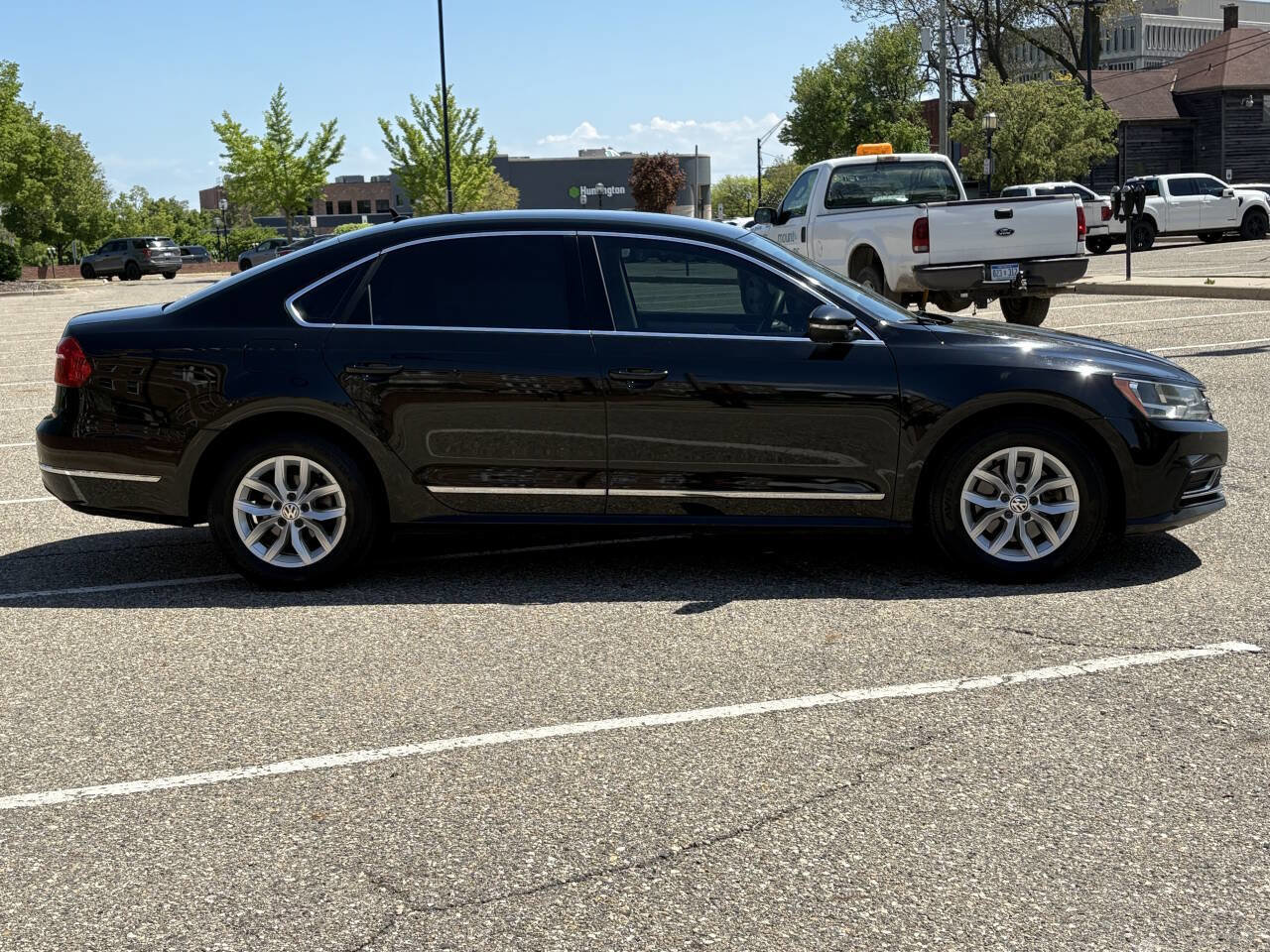 Used 2016 Volkswagen Passat 1.8T S image 18