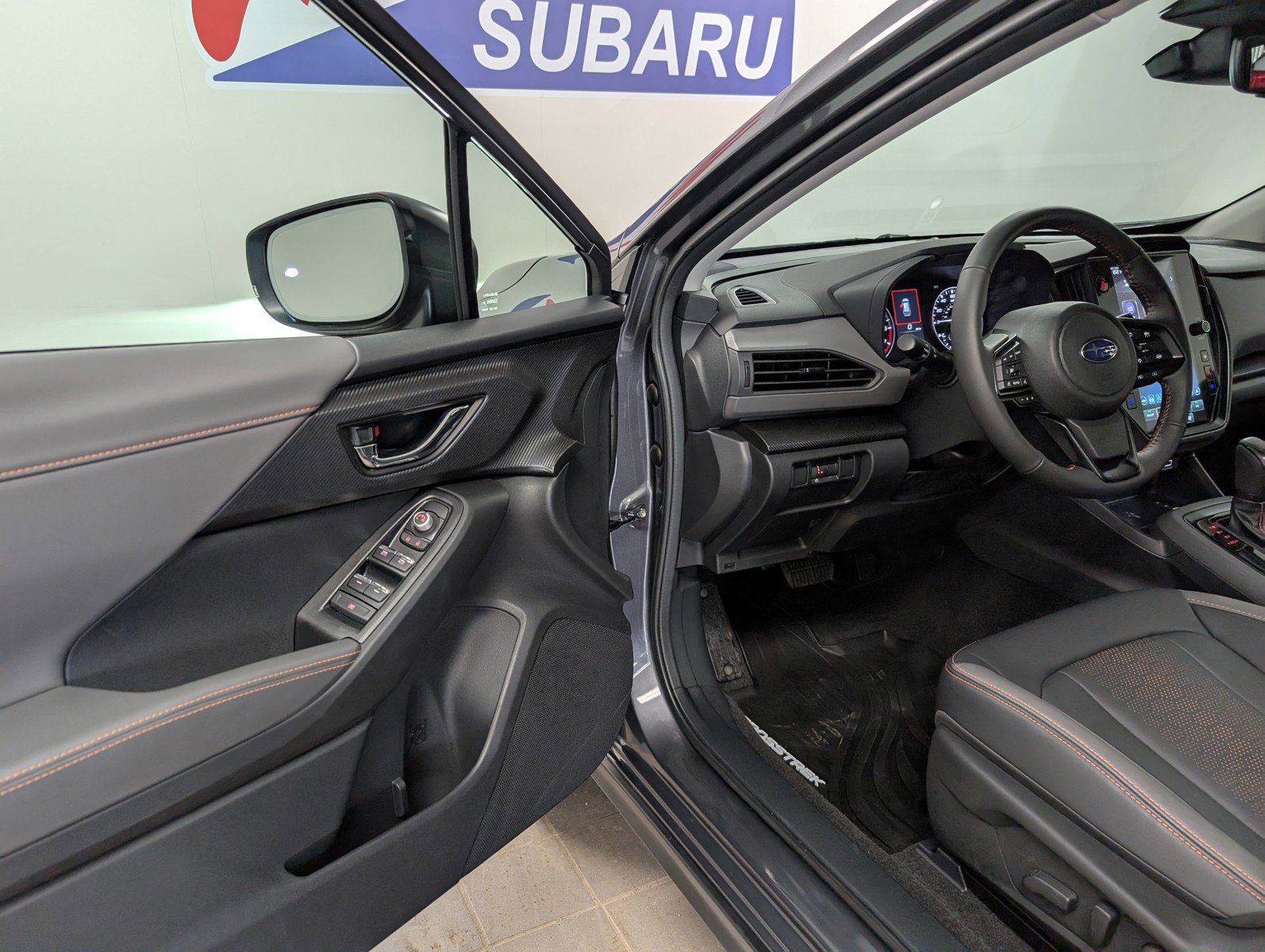 Certified 2025 Subaru Crosstrek 2.5i Limited w/ Popular Package #3A image 26