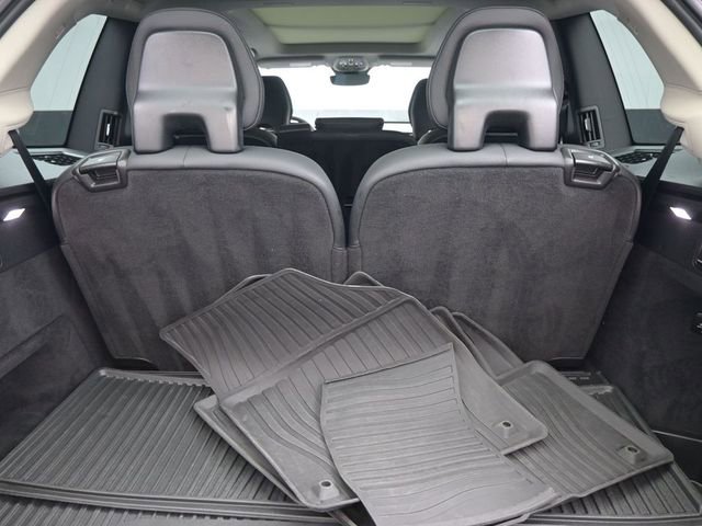 Used 2024 Volvo XC90 B6 Plus w/ Protection Package image 31