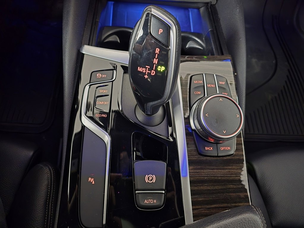 Used 2019 BMW 530i xDrive w/ Convenience Package image 21