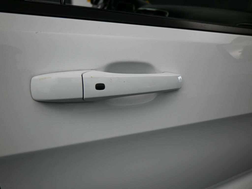 Used 2018 Jeep Grand Cherokee Altitude image 36