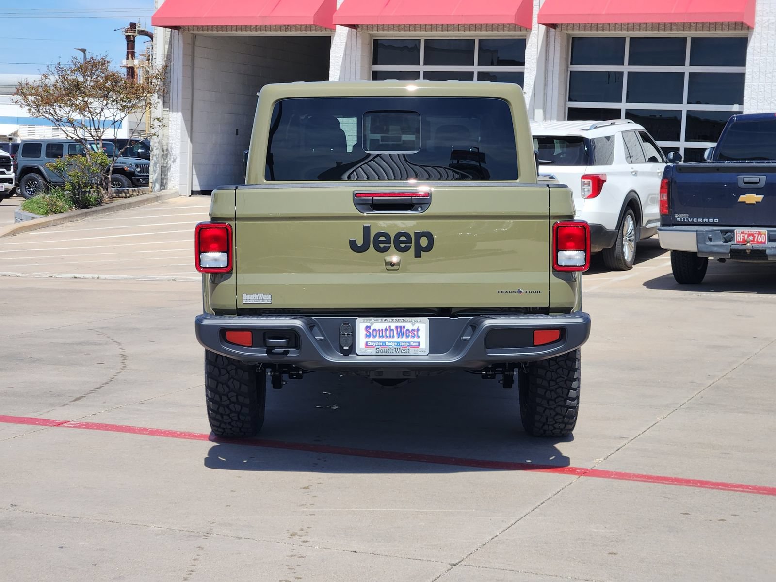 New 2026 Jeep Gladiator Mojave AWD/4WD image 8