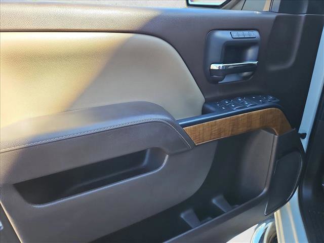 Used 2015 GMC Sierra 1500 SLT w/ Driver Alert Package image 9