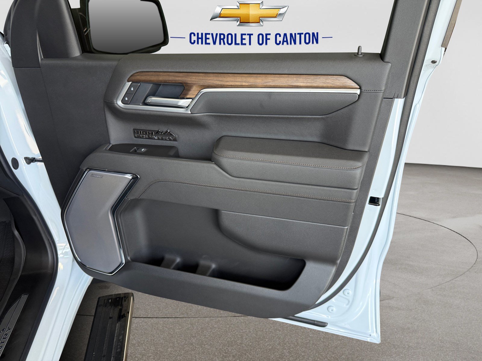 New 2026 Chevrolet Silverado 1500 High Country w/ Technology Package AWD/4WD image 14