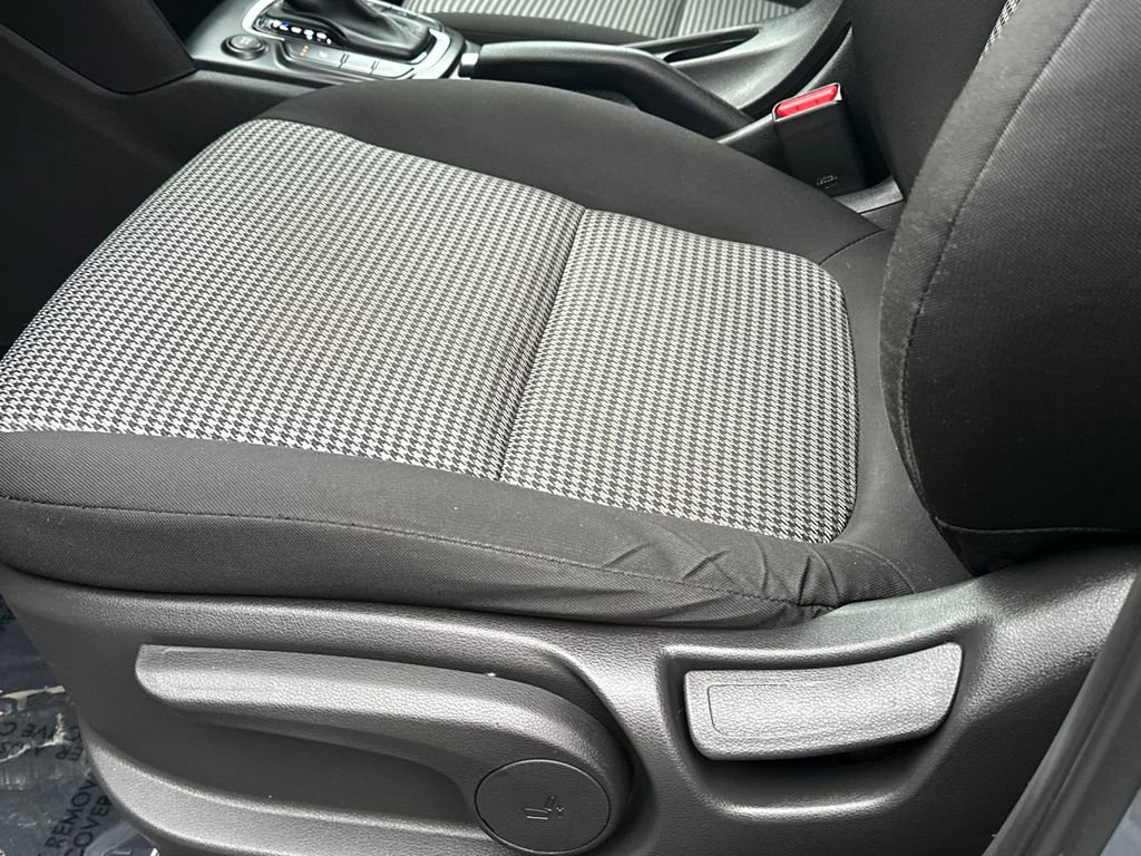 Used 2018 Hyundai Kona SEL image 18