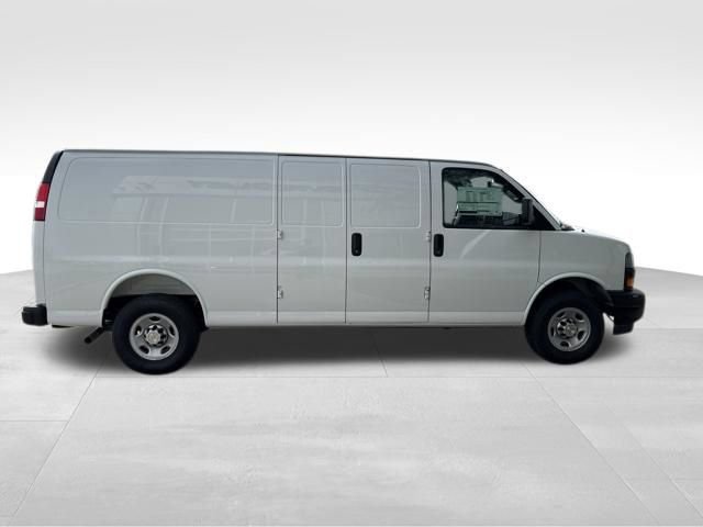 New 2026 Chevrolet Express 2500 Extended w/ Driver Convenience Package RWD image 8