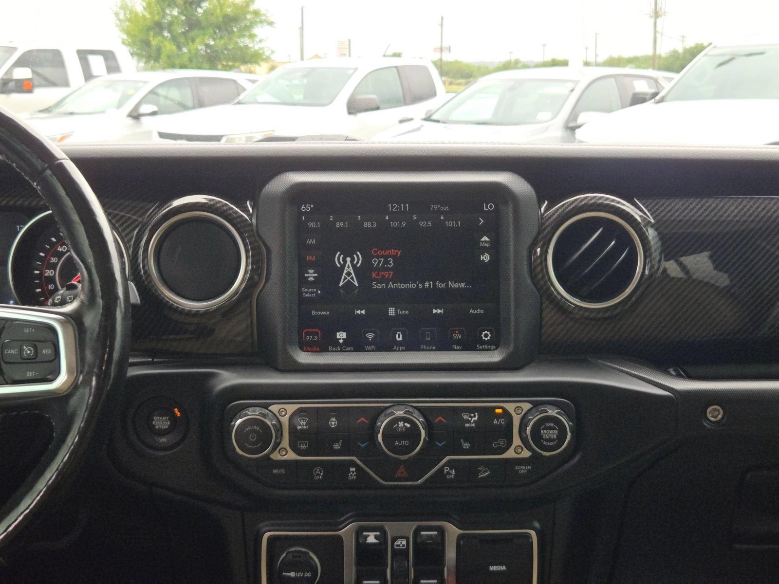 Used 2019 Jeep Wrangler Unlimited Rubicon AWD/4WD image 16