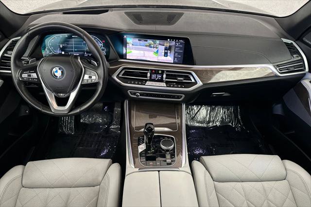 Used 2023 BMW X5 xDrive45e w/ Climate Comfort Package AWD/4WD image 12