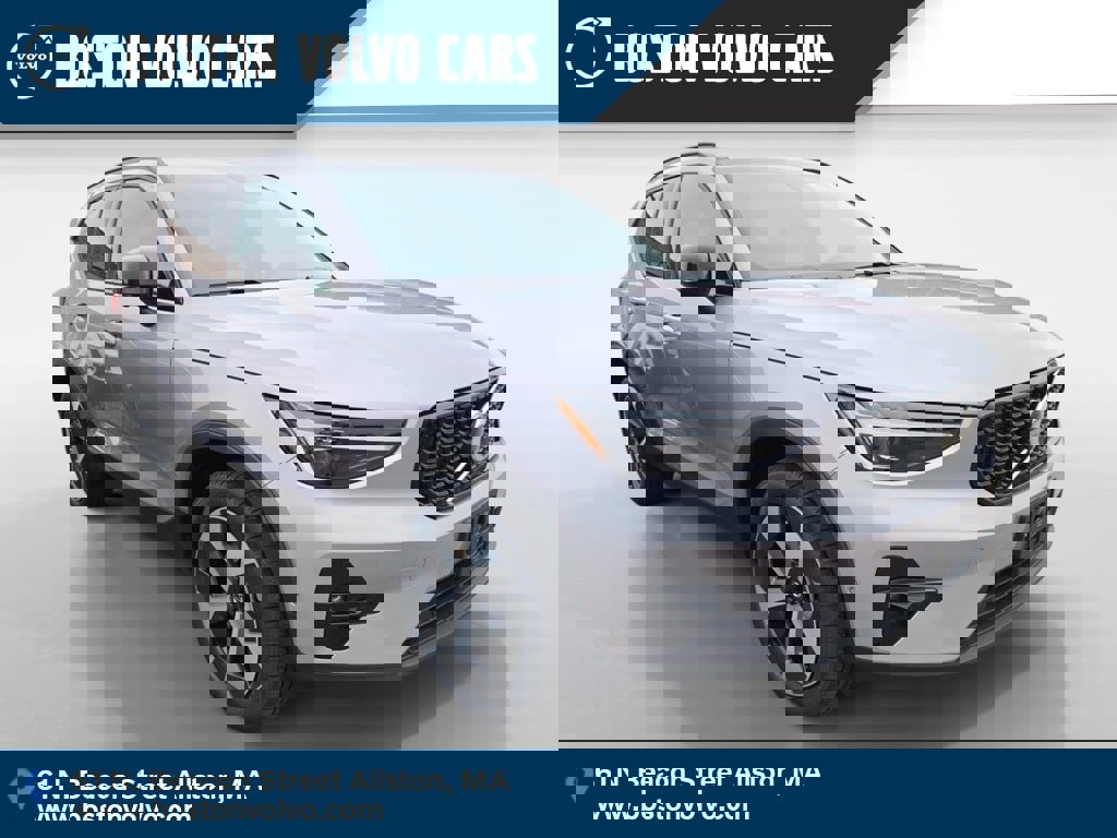 New 2026 Volvo XC40 B5 Plus w/ Protection Package Premier