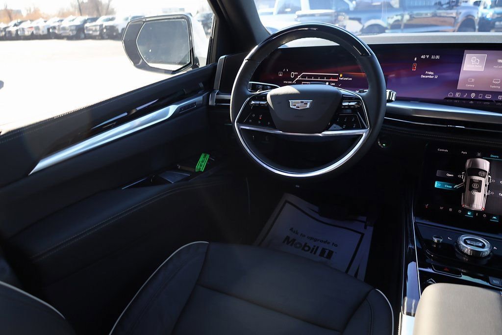 Used 2026 Cadillac Escalade Sport w/ Touring Package image 19