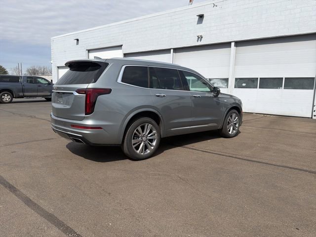 Used 2023 Cadillac XT6 Premium Luxury w/ Technology Package image 8