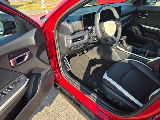 New 2025 Kia K4 GT-Line Turbo image 4