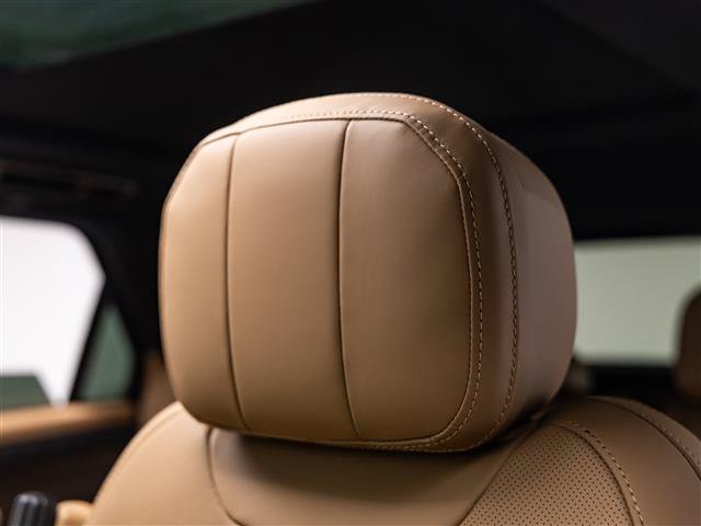New 2027 Land Rover Range Rover Sport SE AWD/4WD image 16