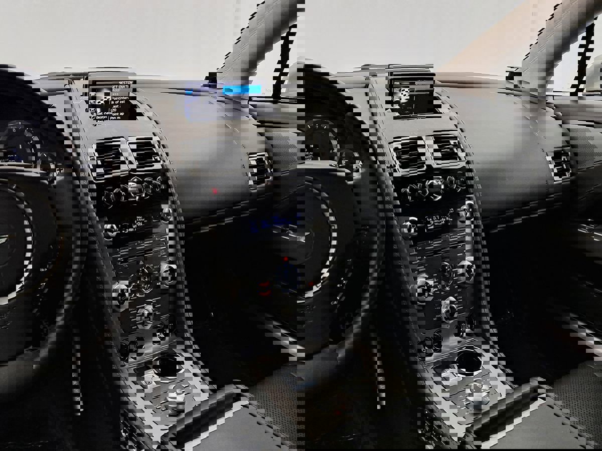 Used 2011 Aston Martin Rapide image 17