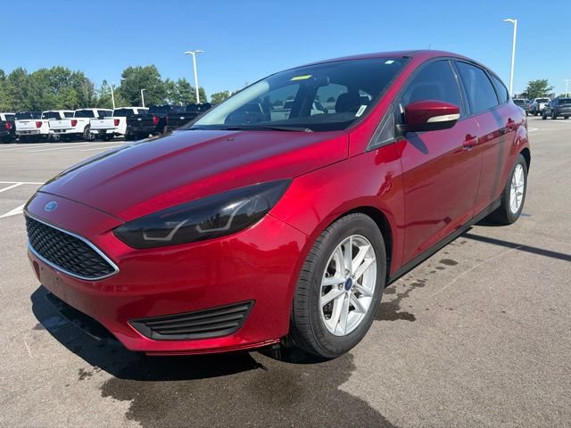 Used 2017 Ford Focus SE w/ Cold Weather Package FWD image 2