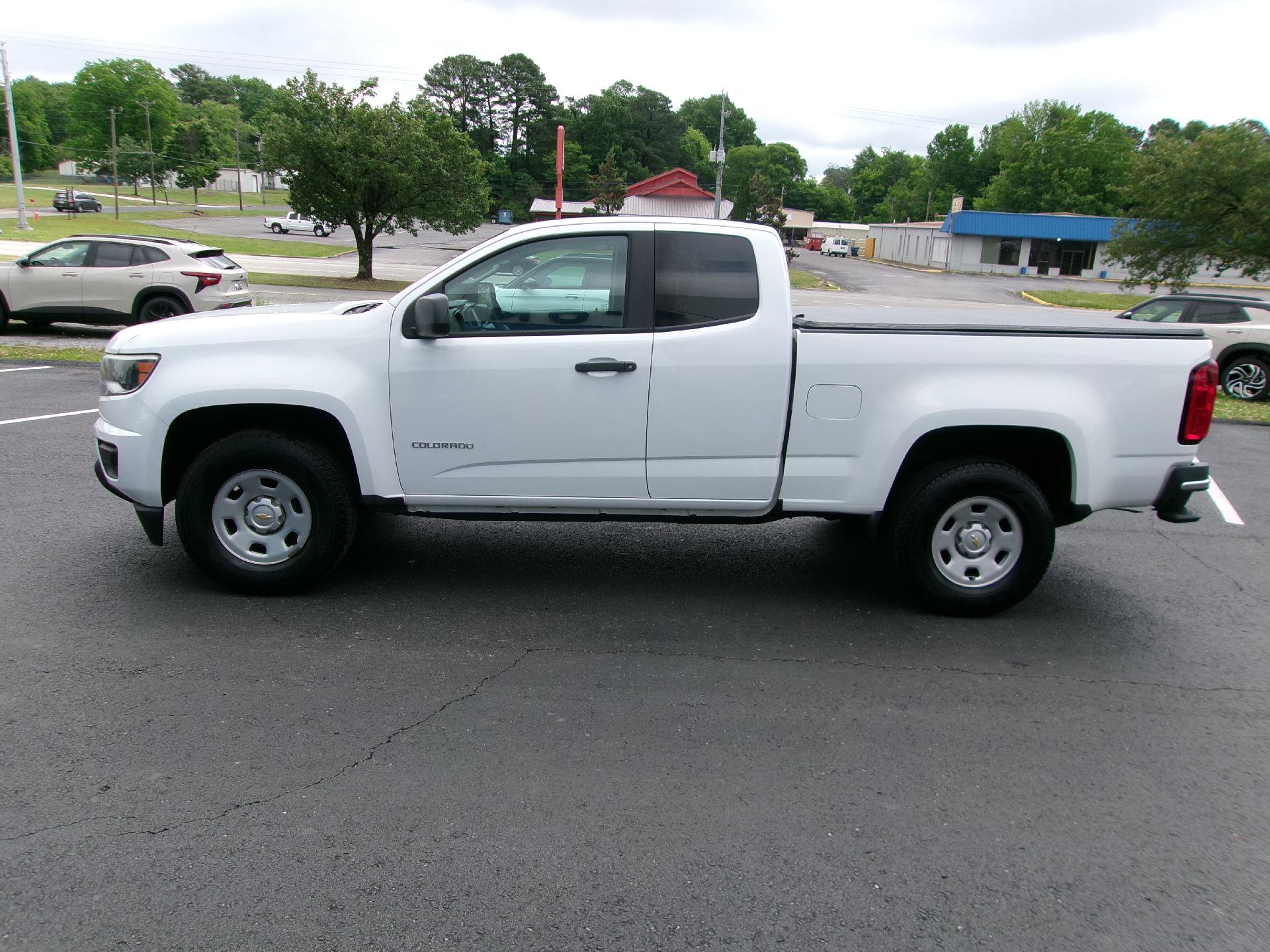 Used 2018 Chevrolet Colorado W/T w/ WT Convenience Package RWD image 7