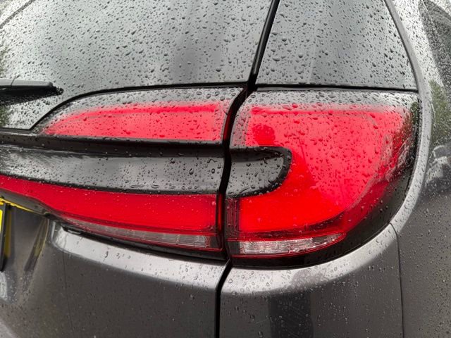 Used 2023 Chrysler Pacifica Touring-L FWD image 16