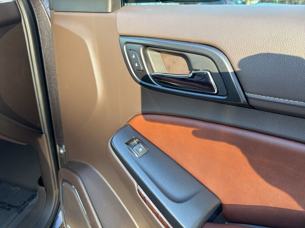 Used 2017 Chevrolet Suburban Premier image 35