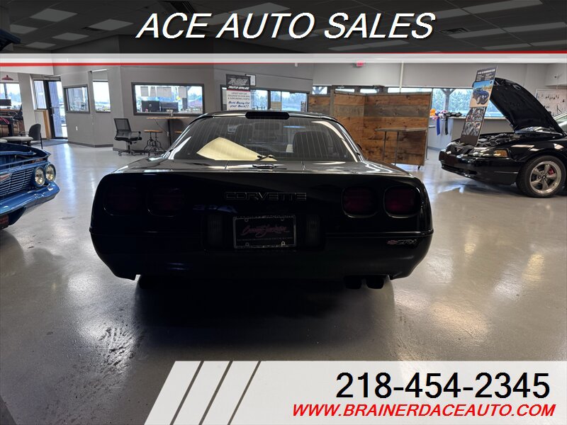 Used 1991 Chevrolet Corvette ZR-1 RWD image 6