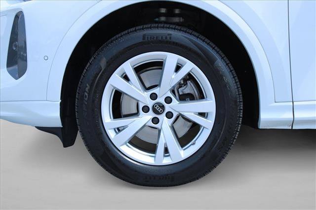 Certified 2025 Audi Q5 Premium w/ Convenience Package AWD/4WD image 15