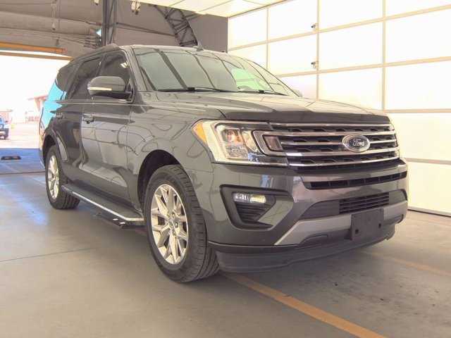 Used 2021 Ford Expedition XLT image 3