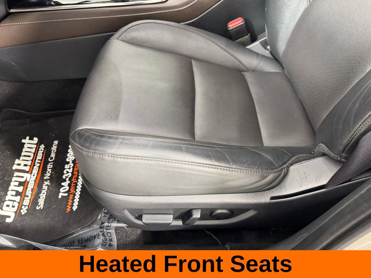 Used 2024 MAZDA CX-30 AWD 2.5 S w/ Premium Package image 12